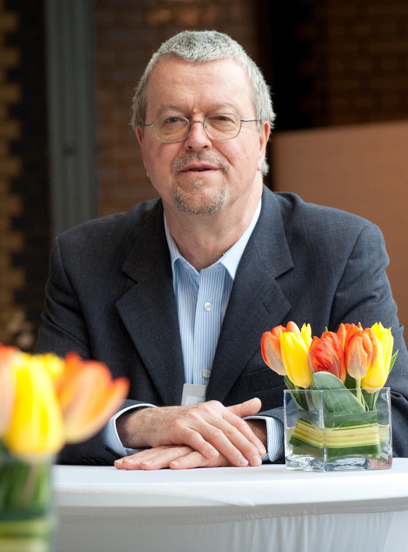 Dr. Uwe Lemm